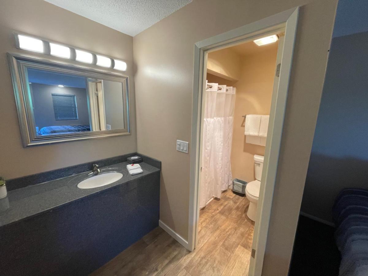 Scottish Inns Motel - Osage Beach Bagian luar foto