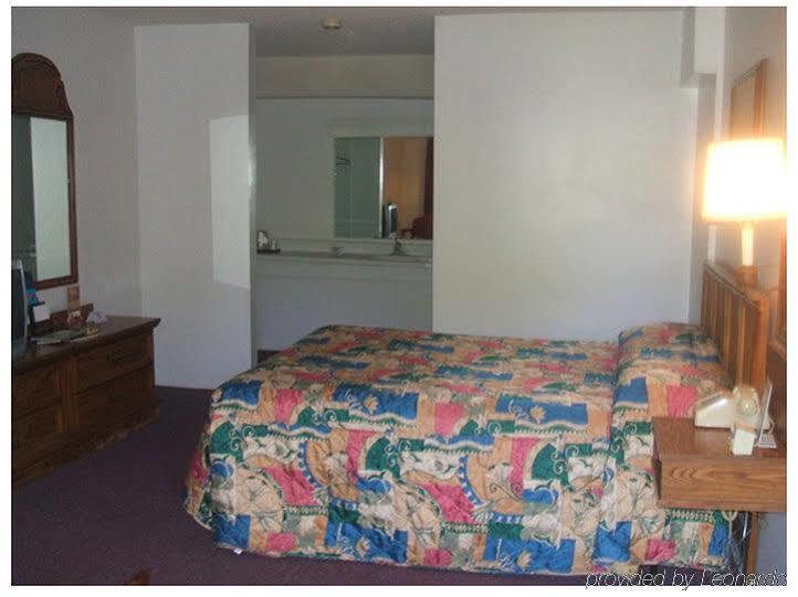 Scottish Inns Motel - Osage Beach Ruang foto